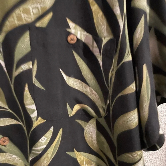 Joe Marlin size medium Hawaiian shirt - Picture 4 of 6